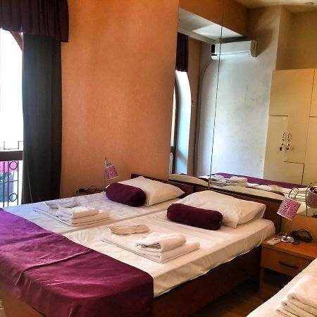 באקו Hostel Inn Hotel&Hostel מראה חיצוני תמונה