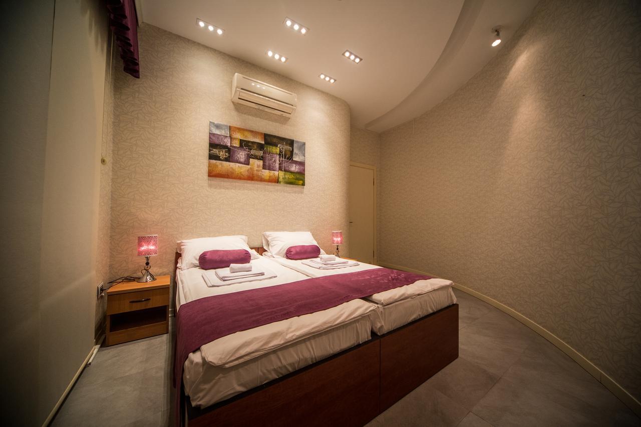 באקו Hostel Inn Hotel&Hostel מראה חיצוני תמונה