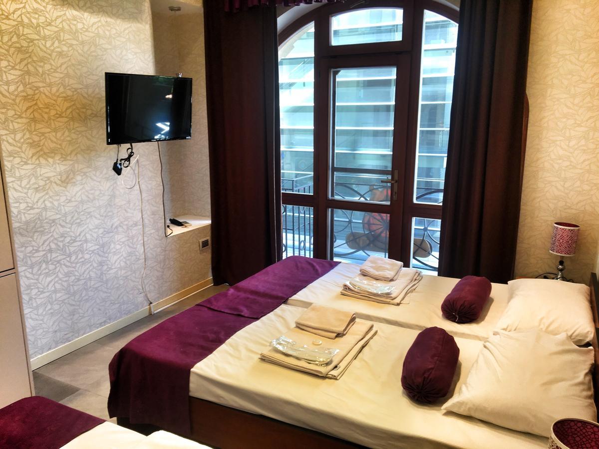 באקו Hostel Inn Hotel&Hostel מראה חיצוני תמונה